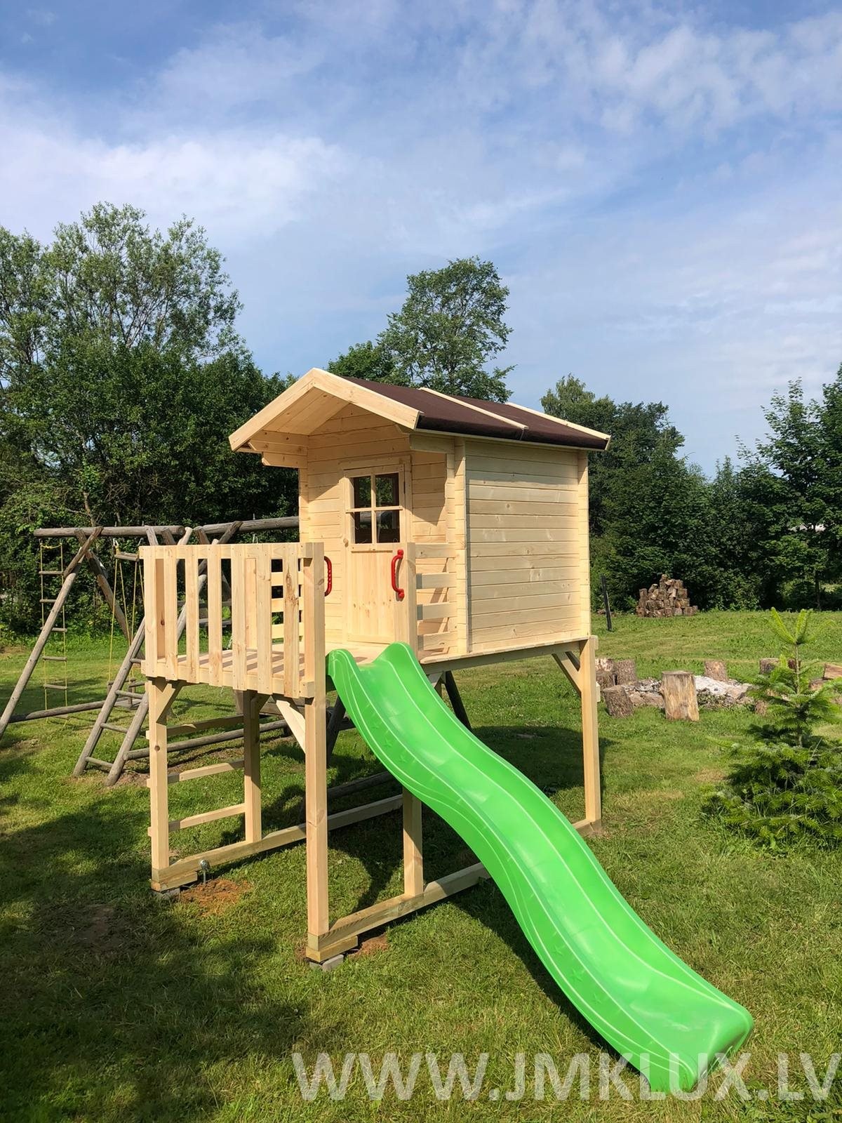Rotaļu mājiņa JMK LUX, platums 1,4 m, garums 2,4 m, koks