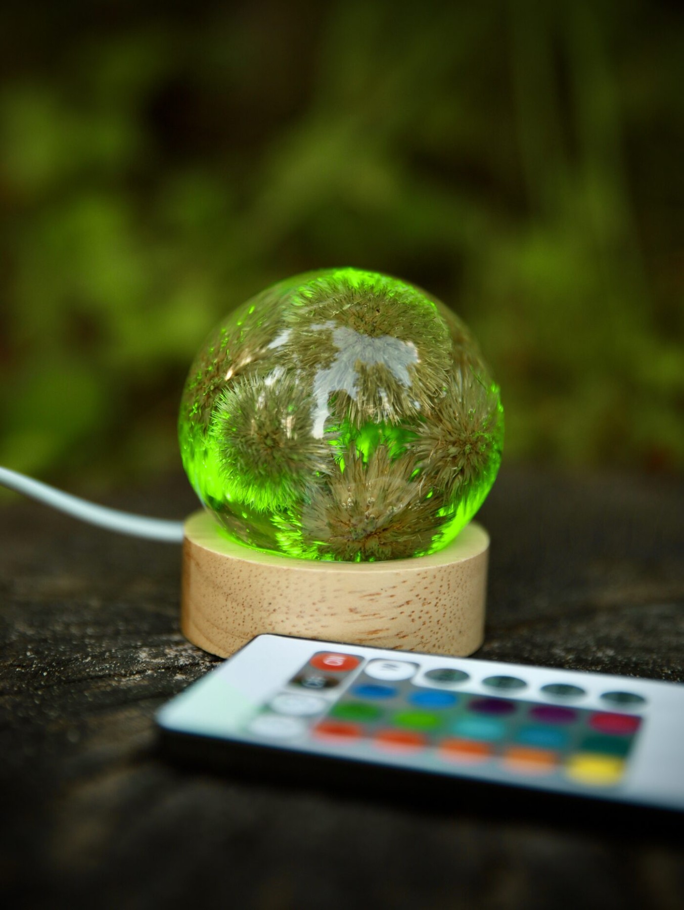 Galda lampa SpiiidBotanics, rgb, zaļā krāsā