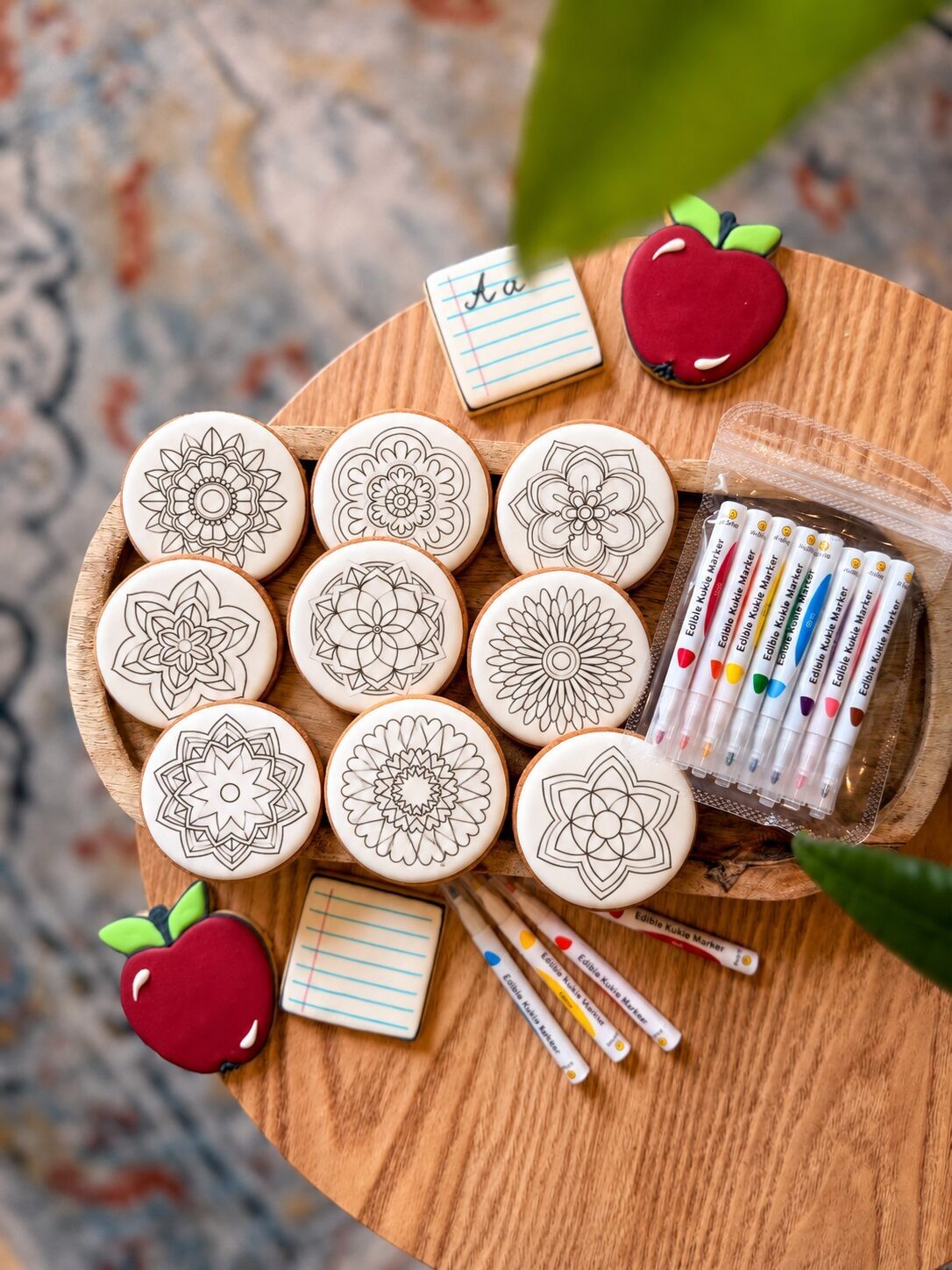 Cepumi Kukie, izkrāso un apēd "Mandalas", 9 gab.