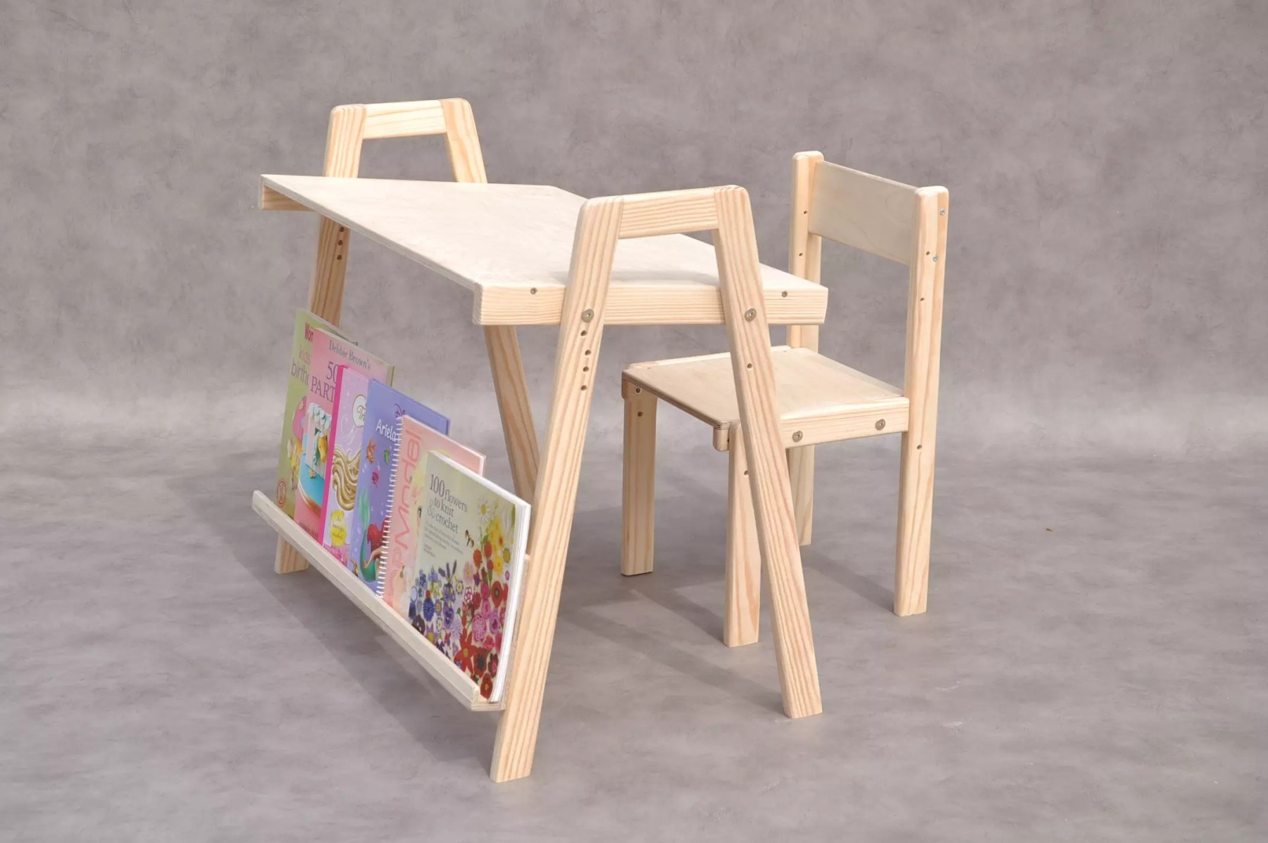 Bērnu galdiņš / krēsliņš Barin Toys, komplekts, koks