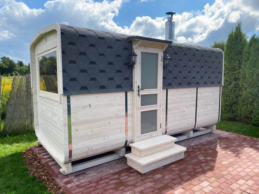 Mucas pirts, malkas krāsns, 10,35 m²