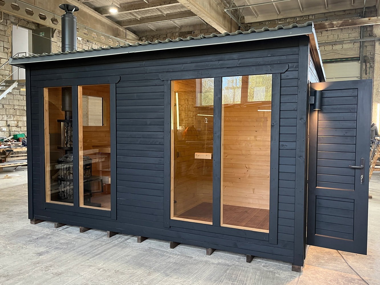 Karkasa pirts, 10 m², 8 personām