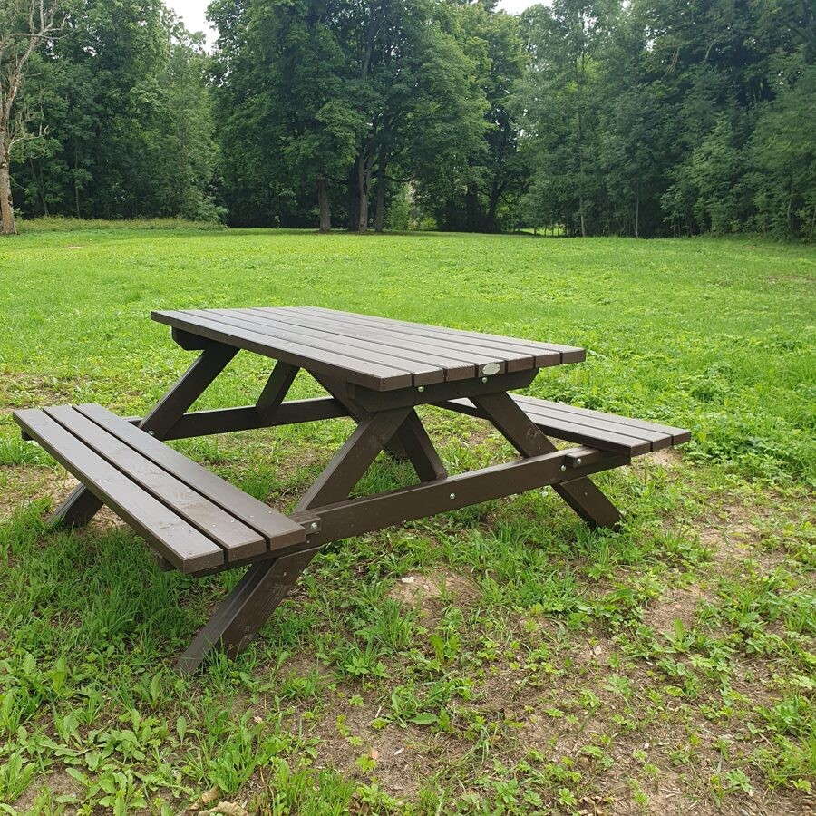 Dārza galds UZKURI, platums 175 cm, garums 160 cm, koks