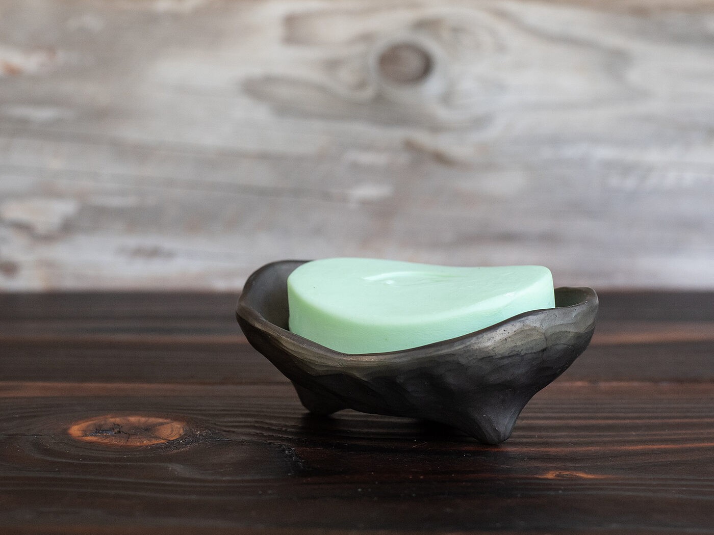 Ziepju trauks Clay & Wood Design, keramika, melnā krāsā