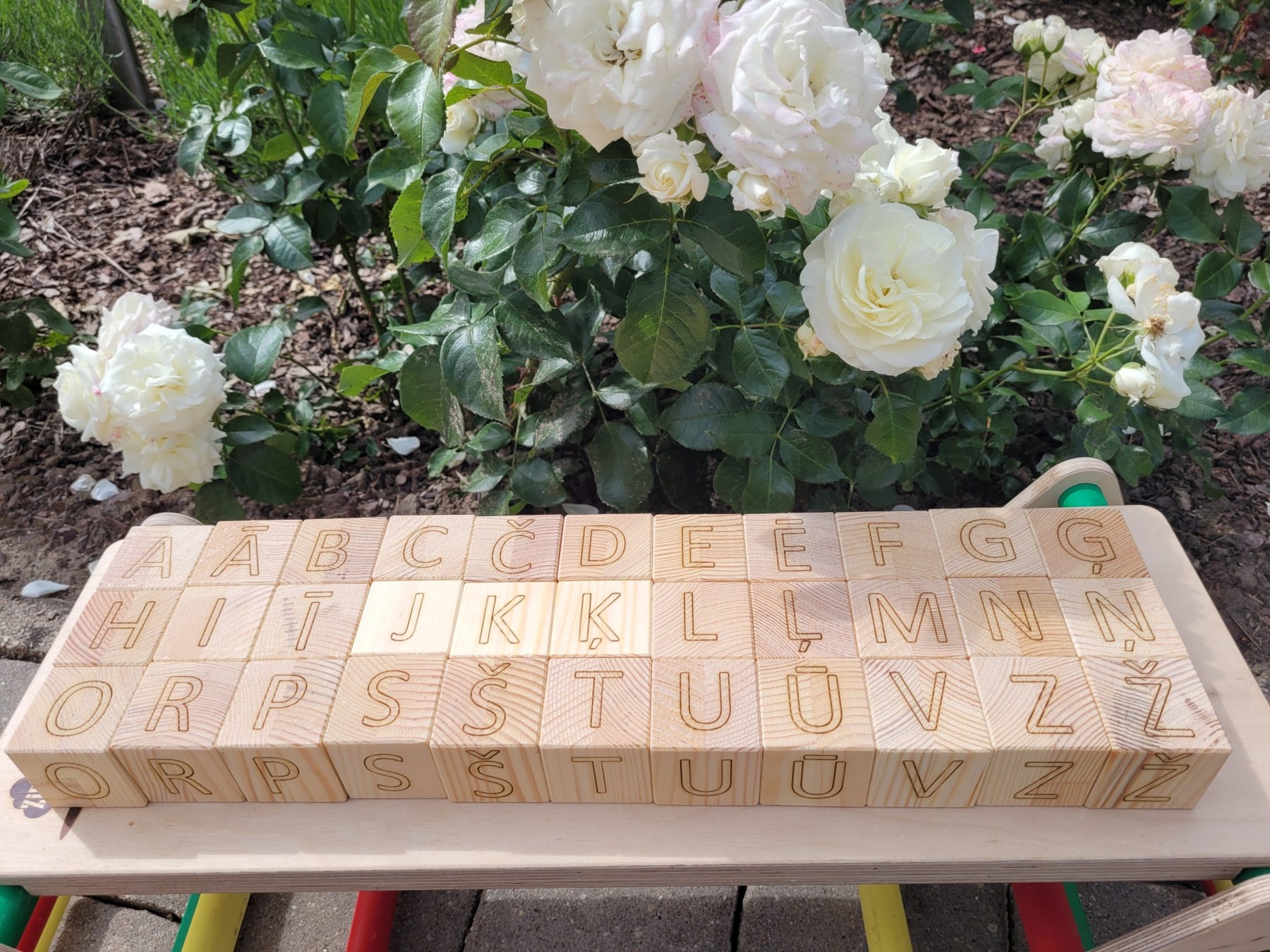 Rotaļu kluči, 33 detaļas, koks