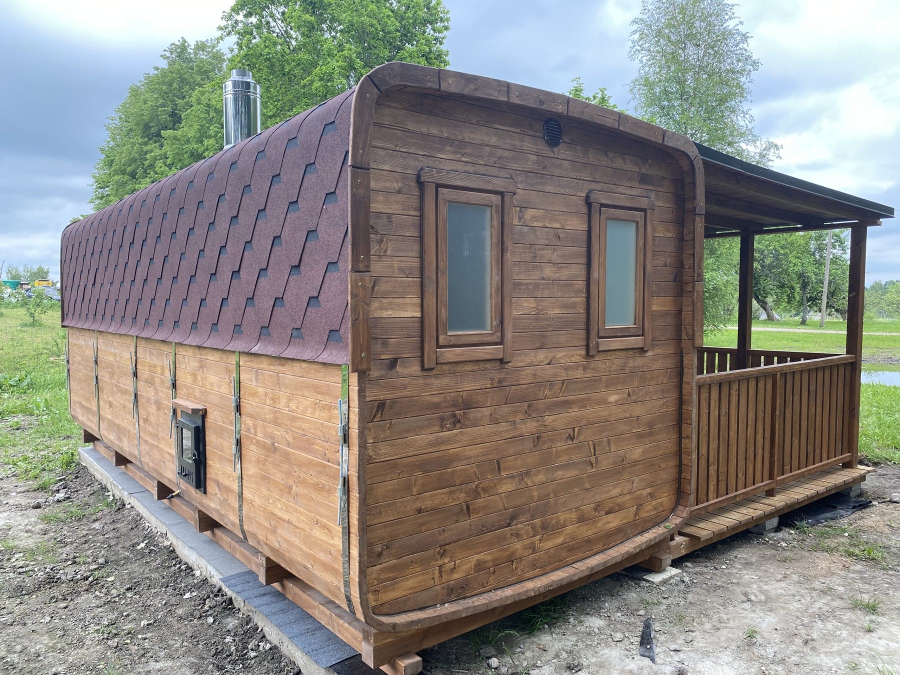 Mucas pirts, malkas krāsns, 28,2 m²