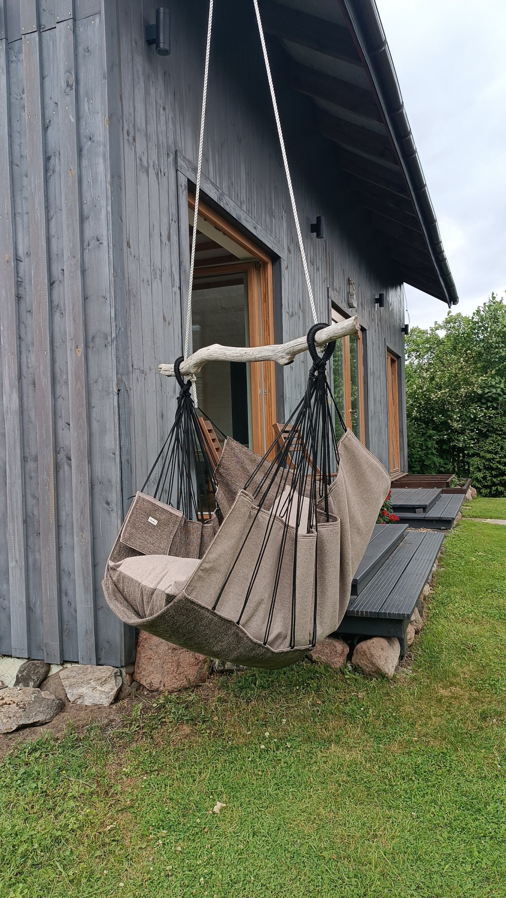 Šūpuļkrēsls Decochair, koks, tekstils, brūnā, bēšā krāsā
