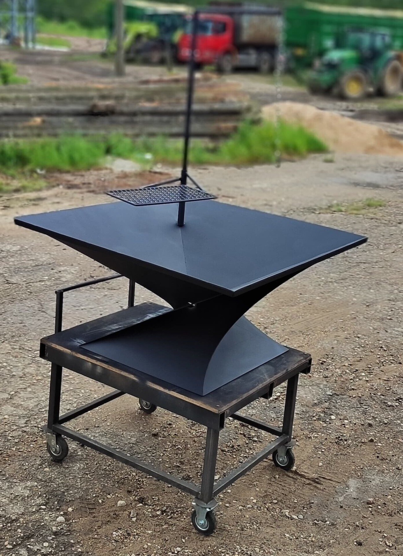 Ugunskura vieta K-ART, augstums 55 cm, tērauds